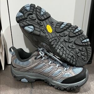 NEW Women's Merrell Gray and Blue Hiking Shoes